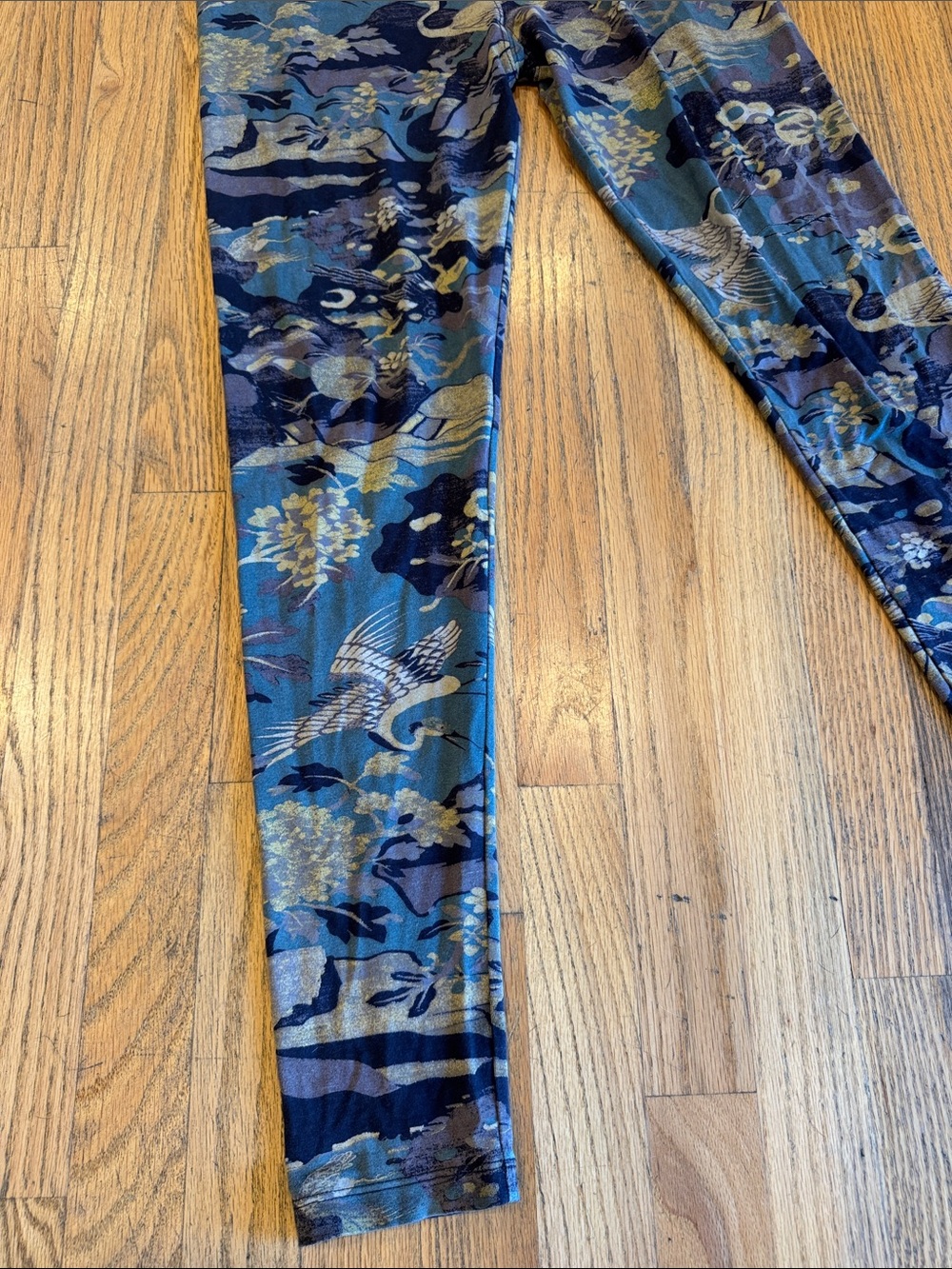 Peruvian Connection Blue and Gold Floral-Pattern Leggings - Picture 7 of 11